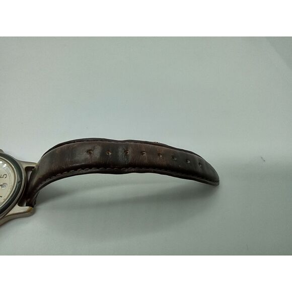 Eddie Bauer Vintage Date Watch EB1021 241-Y1428 - Picture 3 of 14